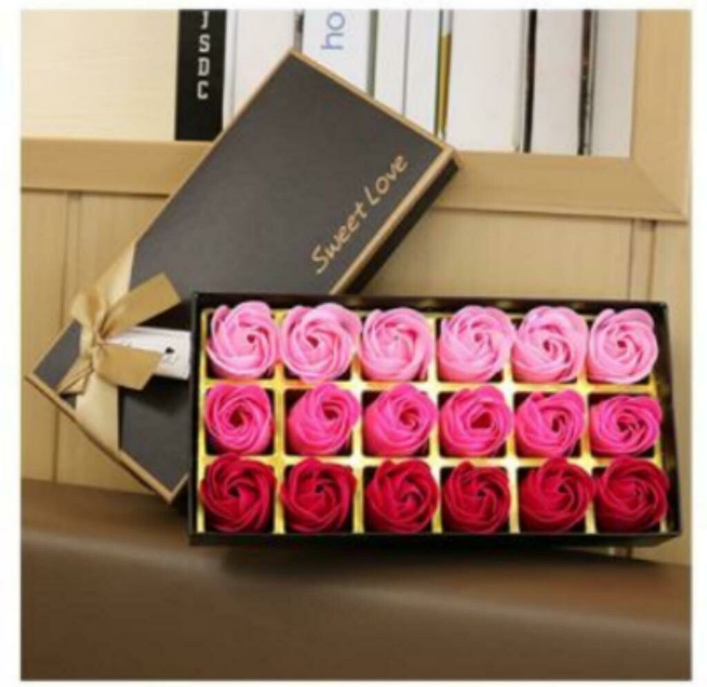 Handmade 18 Pieces Scented Soap Roses With Gift Box - Free Shipping