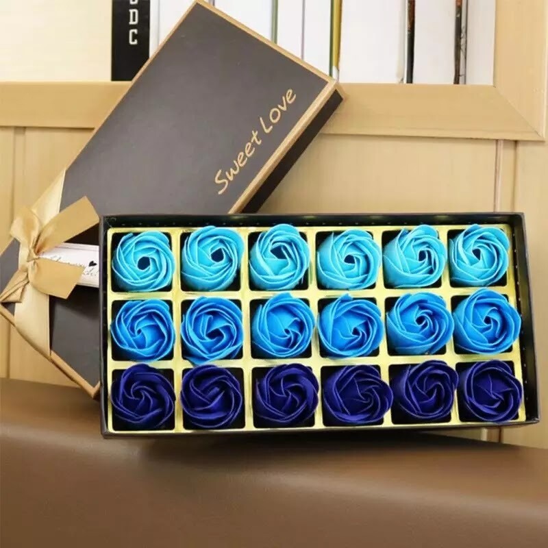 Handmade 18 Pieces Scented Soap Roses With Gift Box - Free Shipping