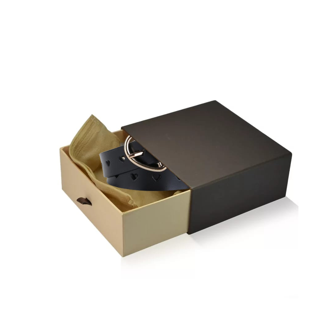 Ladies Black Heart Buckle Leather Belt